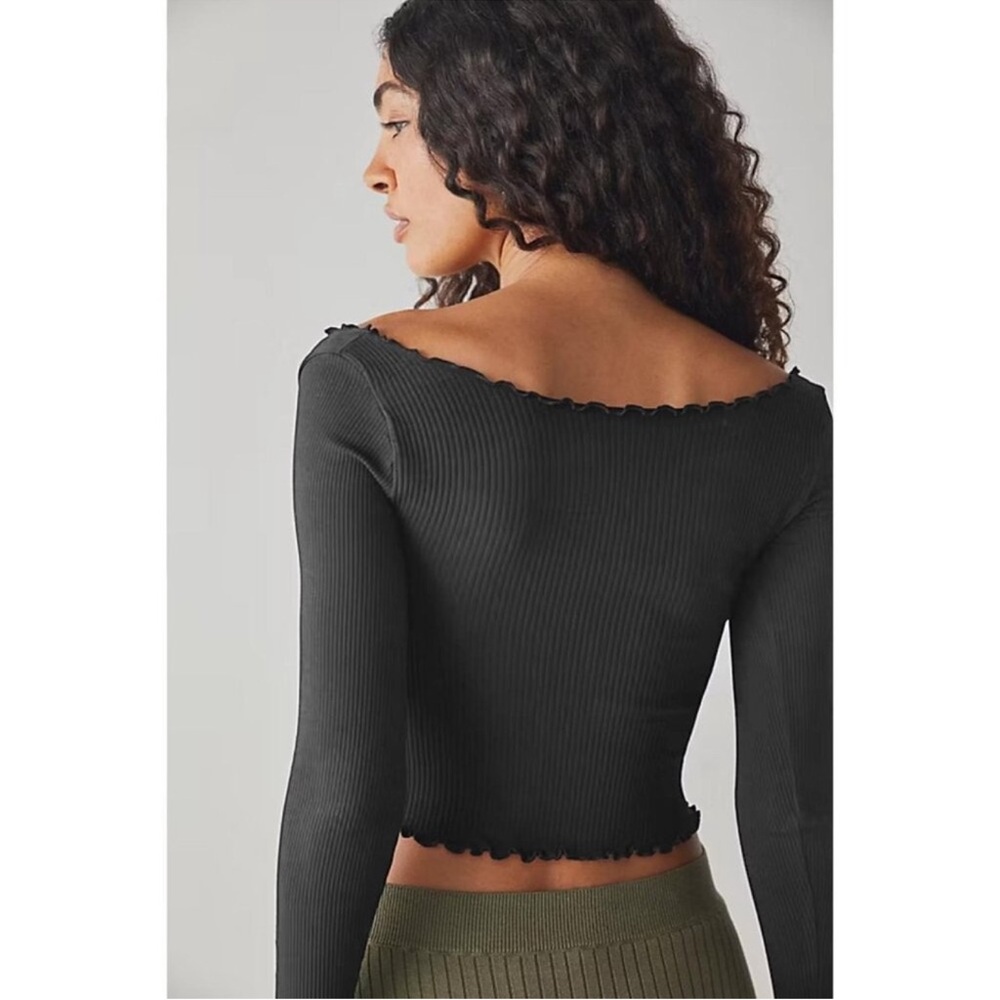 Free People Intimately Easy To Love Seamless Long-Sleeve NWOT - Picture 2 of 7